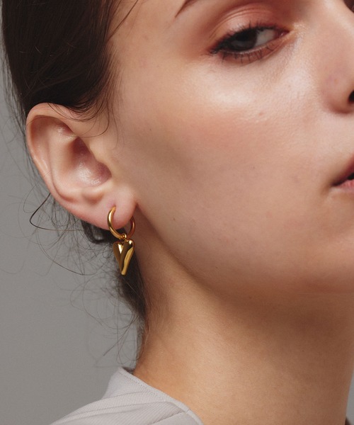 CENE(セネ)の「【CENE】セネ/ラインハートフープイヤリング(イヤリング・レディース・ゴールド/シルバー・FREE)」の3枚目の写真