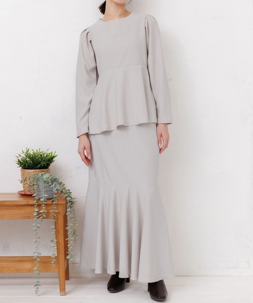 mili an deni（ミリアンデニ）の「ブリスタークレープペプラムトップス（シャツ/ブラウス・レディース・ブラック/アイボリー・L/M）」の12枚目の写真