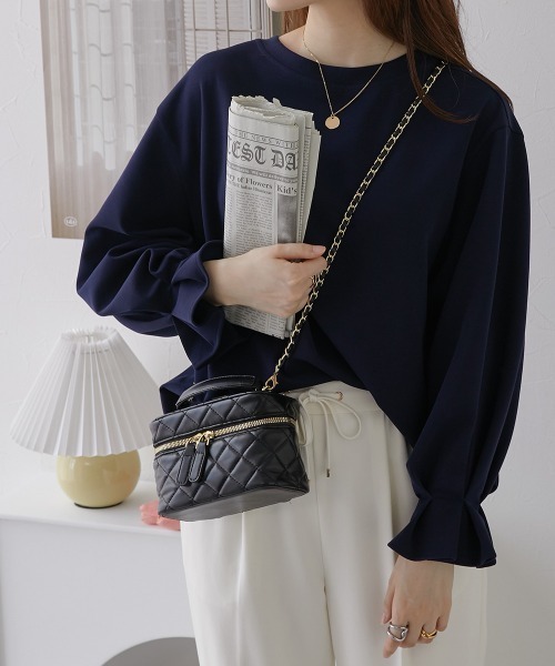 nissen(ニッセン)の「タック入キャンディースリーブトップス(Tシャツ/カットソー・レディース・オフホワイト/ネイビー/グレイッシュベージュ・M/L/LL)」の3枚目の写真