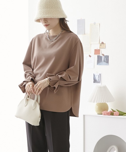 nissen(ニッセン)の「タック入キャンディースリーブトップス(Tシャツ/カットソー・レディース・オフホワイト/ネイビー/グレイッシュベージュ・M/L/LL)」の15枚目の写真