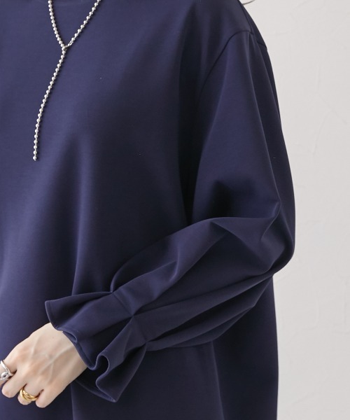 nissen(ニッセン)の「タック入キャンディースリーブトップス(Tシャツ/カットソー・レディース・オフホワイト/ネイビー/グレイッシュベージュ・M/L/LL)」の19枚目の写真