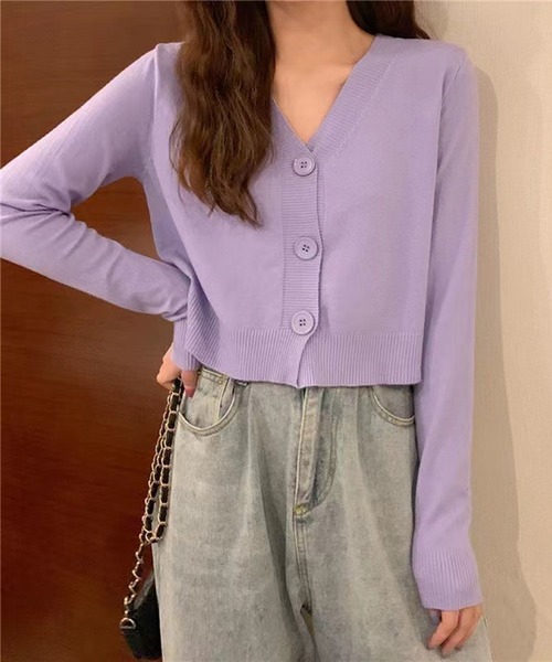 Silly（シリー）の「11 color ビッグボタンニットカーディガン（カーディガン/ボレロ・レディース・イエロー/アイボリー/ライトブルー/パープル/ホワイト/オレンジ/カーキ/ベージュ/ブラック/ピンク/グレー・FREE）」の8枚目の写真