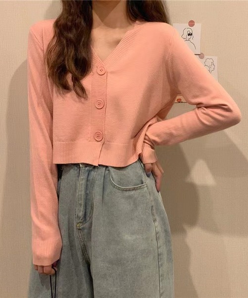 Silly（シリー）の「11 color ビッグボタンニットカーディガン（カーディガン/ボレロ・レディース・イエロー/アイボリー/ライトブルー/パープル/ホワイト/オレンジ/カーキ/ベージュ/ブラック/ピンク/グレー・FREE）」の10枚目の写真