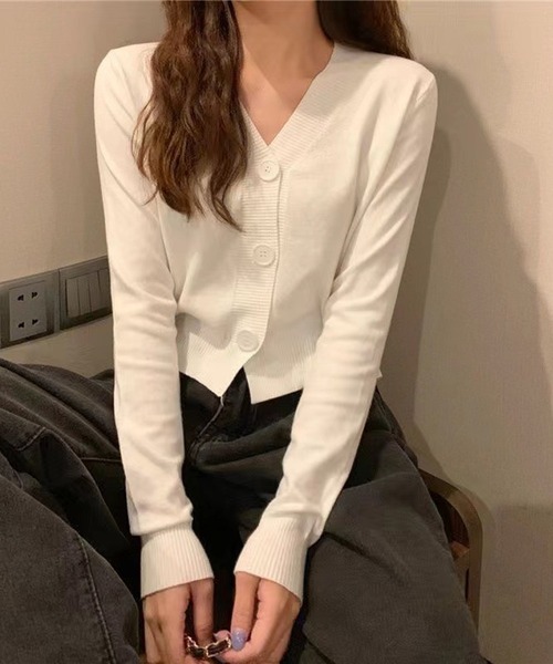 Silly（シリー）の「11 color ビッグボタンニットカーディガン（カーディガン/ボレロ・レディース・イエロー/アイボリー/ライトブルー/パープル/ホワイト/オレンジ/カーキ/ベージュ/ブラック/ピンク/グレー・FREE）」の13枚目の写真