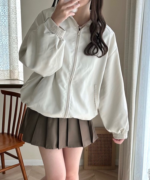 Cham.（チャム）の「古着っぽオーバーサイズジャケット（ブルゾン・レディース・ベージュ・F/M/L）」の9枚目の写真