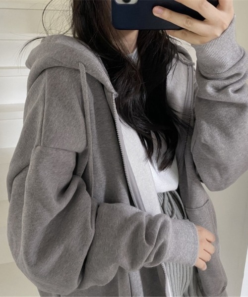 Jayro(ジャイロ)の「オーバーサイズ裏起毛ジップパーカー(パーカー・レディース・グレー/ブラック・M/S/L)」の3枚目の写真