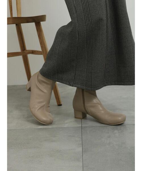 Samansa Mos2 blue（サマンサモスモスブルー）の「ストレッチブーツ（ブーツ・レディース・キナリ/ベージュ/ブラック・L/M）」の3枚目の写真