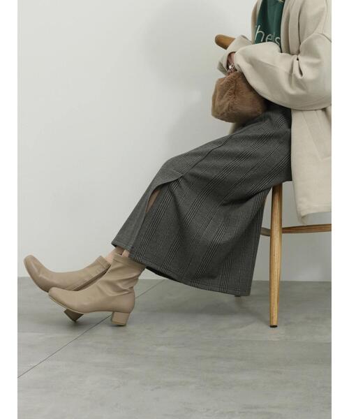 Samansa Mos2 blue（サマンサモスモスブルー）の「ストレッチブーツ（ブーツ・レディース・キナリ/ベージュ/ブラック・L/M）」の5枚目の写真