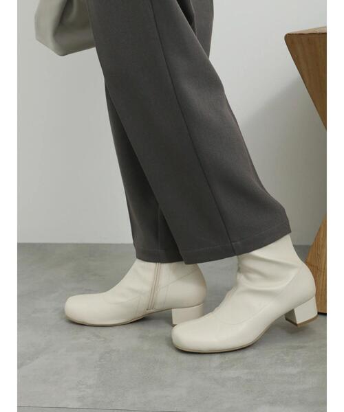 Samansa Mos2 blue（サマンサモスモスブルー）の「ストレッチブーツ（ブーツ・レディース・キナリ/ベージュ/ブラック・L/M）」の15枚目の写真