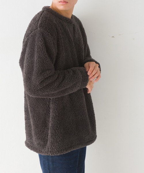 OMNES(オムネス)の「メンズあったかふわシャギープルオーバー(Tシャツ/カットソー・メンズ・チャコール/ネイビー・LARGE/MEDIUM)」の4枚目の写真