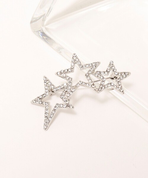 NOLLEY’S Sophi(ノーリーズソフィ)の「トリオキラスターブローチ(ブローチ/コサージュ・レディース・ゴールド/シルバー・FREE)」の3枚目の写真