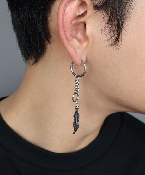 4INT.(フォイント)の「モチーフ ロングピアス(片耳用) / サージカルステンレス316L (金属アレルギー対応)(ピアス(片耳用)・メンズ・A/B・FREE)」の2枚目の写真