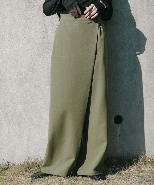 select MOCA(セレクトモカ)の「ラップワイドパンツ(スラックス・レディース・カーキ/グレイッシュベージュ/ブラック・MEDIUM/SMALL)」の1枚目の写真
