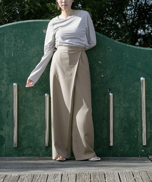 select MOCA(セレクトモカ)の「ラップワイドパンツ(スラックス・レディース・カーキ/グレイッシュベージュ/ブラック・MEDIUM/SMALL)」の17枚目の写真