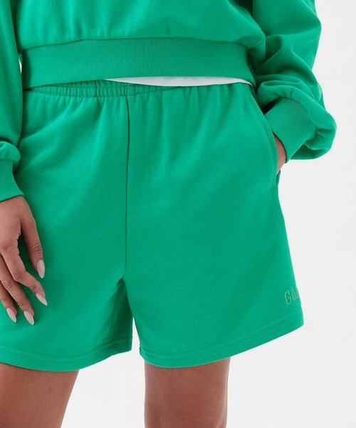 GAP(ギャップ)の「Gapロゴ フリースショートパンツ(その他パンツ・レディース・ネイビー/ピンク/グリーン・XXS/XS/S/L/M)」の1枚目の写真