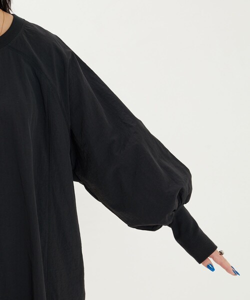 FREAK'S STORE（フリークスストア）の「限定展開　パネル ステッチデザイン ナイロンワンピース（ワンピース・レディース・ナチュラル/ブラック/オリーブ/サックスブルー・SMALL/MEDIUM）」の19枚目の写真