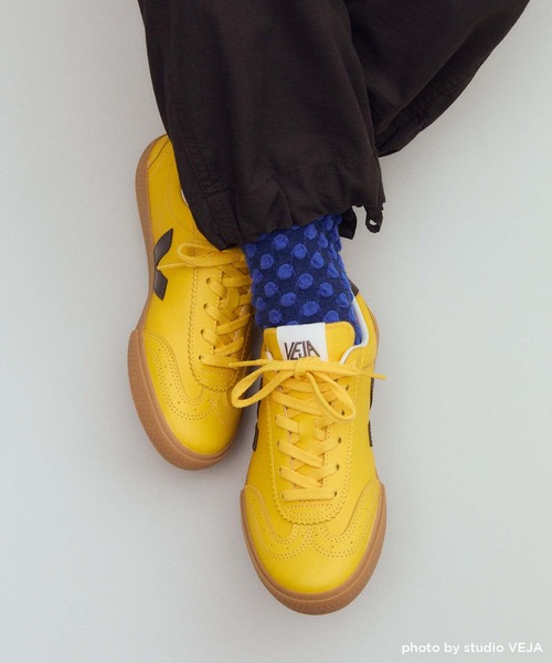 VEJA(ヴェジャ)の「VEJA / "VOLLEY" スニーカー(スニーカー・メンズ・ホワイト系/ホワイト×グレー/ホワイト×ブラウン/シルバー/ブラック/シルバー系/イエロー/ホワイト系1/ホワイト系2/イエロー系/ピンク系・37/38/39/41/42/36/43/40)」の8枚目の写真
