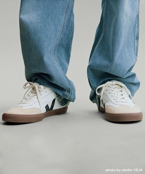 VEJA / 'VOLLEY' スニーカー（スニーカー）｜VEJA（ヴェジャ）の