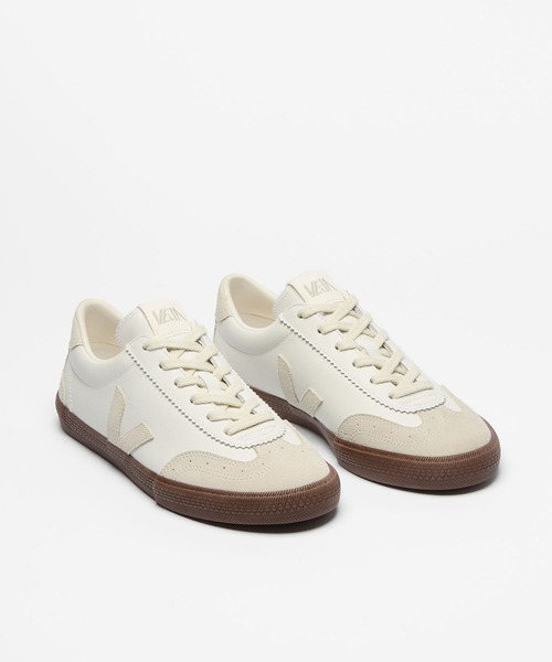VEJA(ヴェジャ)の「VEJA / "VOLLEY" スニーカー(スニーカー・メンズ・ホワイト系/ホワイト×グレー/ホワイト×ブラウン/シルバー/ブラック/シルバー系/イエロー/ホワイト系1/ホワイト系2/イエロー系/ピンク系・37/38/39/41/42/36/43/40)」の19枚目の写真