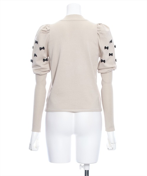 clear(クリア)の「リボン付きパフスリーブニットトップス≪2024SS新作≫(ニット/セーター・レディース・ブラック/オフホワイト/ベージュ・F)」の8枚目の写真