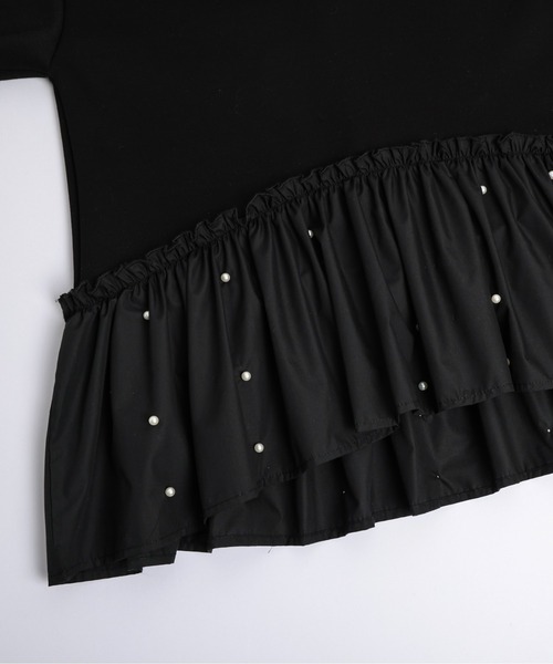 AMELY(エミリー)の「パールペプラムトップス(シャツ/ブラウス・レディース・ブラック/ホワイト・フリー)」の6枚目の写真