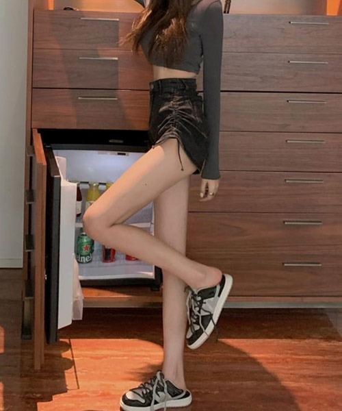 Mayree（メイリー）の「【Mayree】リボンハイウエストデニムショートパンツ（デニムパンツ・レディース・ブルー/ブラック・SMALL/MEDIUM/LARGE/X-LARGE）」の5枚目の写真