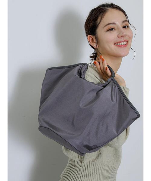 Te chichi(テチチ)の「ナイロントートバッグ(ハンドバッグ・レディース・ブラック/グレー/ベージュ・F)」の1枚目の写真