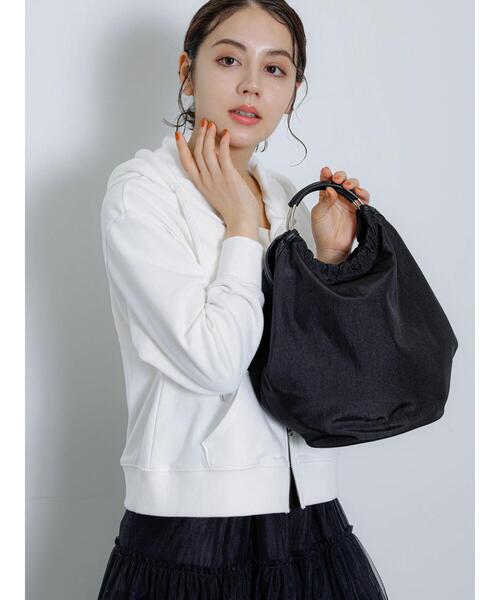 Te chichi(テチチ)の「ナイロントートバッグ(ハンドバッグ・レディース・ブラック/グレー/ベージュ・F)」の9枚目の写真