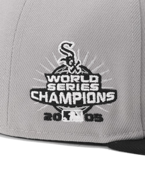 59FIFTY グレー/バーガンディ キャップ、71/4、ピンズ4個 PC 59FIFTY ニューヨーク・ヤンキース グレー × ホワイト