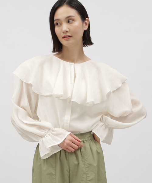 LAKOLE（ラコレ）の「2WAYラッフルシアーブラウス / 112533（シャツ/ブラウス・レディース・ブラック/桜/アイボリー・SMALL/MEDIUM）」の3枚目の写真