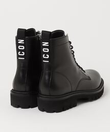 DSQUARED2 スノーブーツ ブラック DSQUARED2（ディースクエアード）の「Dsquared2 - ファー スノー
