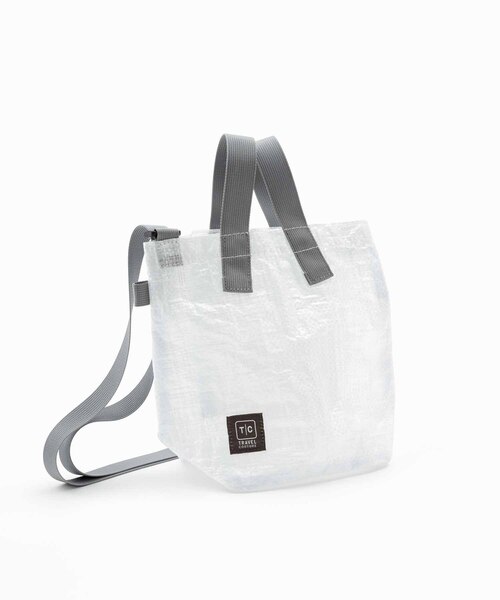 ADAM ET ROPE'(アダムエロペ)の「【TRAVEL COUTURE】レジャーFab Comsaw Bag(ハンドバッグ・メンズ・グレー/ホワイト・FREE)」の2枚目の写真