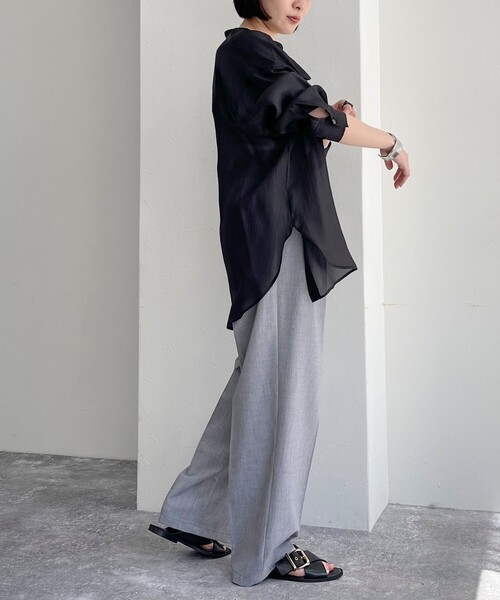 fredy emue（フレディエミュ）の「2タックスラックス【レングス長め丈あり】（スラックス・レディース・グレー/ベージュ/ブラック・39/38/36）」の8枚目の写真