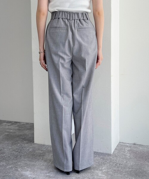 fredy emue（フレディエミュ）の「2タックスラックス【レングス長め丈あり】（スラックス・レディース・グレー/ベージュ/ブラック・39/38/36）」の22枚目の写真