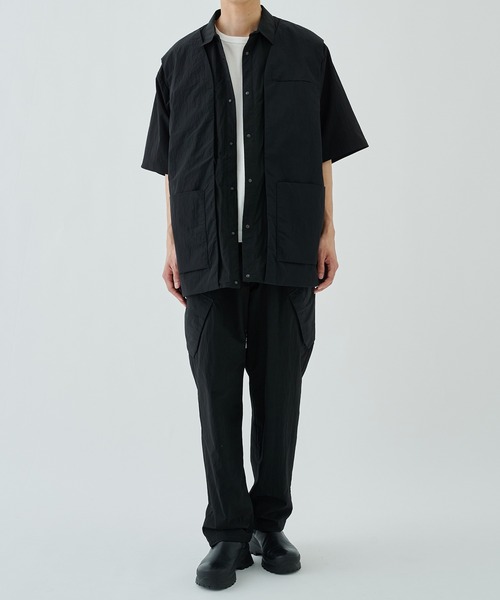 WHITE MOUNTAINEERING（ホワイトマウンテニアリング）の「STUDIOUS別注