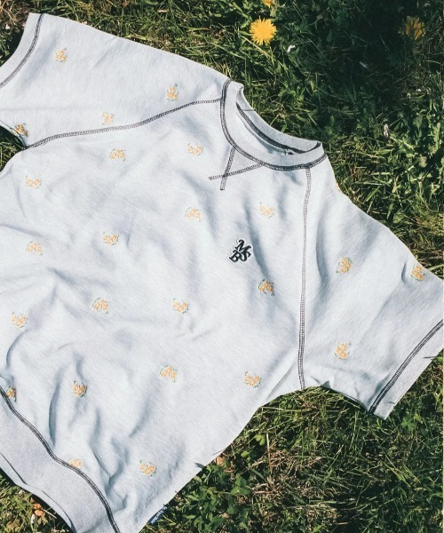 My sugar Babe(マイシュガーベイブ)の「msb patch flower embroidery pattern short sleeve sweat(Tシャツ/カットソー・メンズ・杢グレー/ネイビー・MEDIUM/LARGE/X-LARGE)」の4枚目の写真