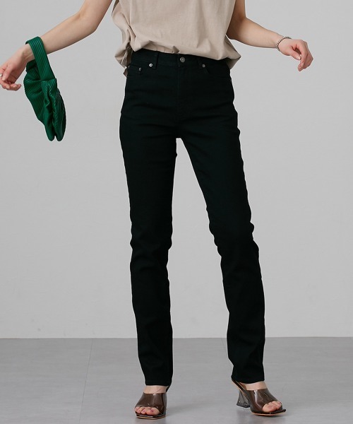 slattgir(スラットジール)の「高身長 ストレッチうすカルデニムすっきりストレートパンツ(股下82cm) 丈長め・トールサイズ(デニムパンツ・レディース・ブルー系/ブルー系その他/ネイビー/ブラック・64/67/70/73/76/80/84/88/96/104)」の15枚目の写真