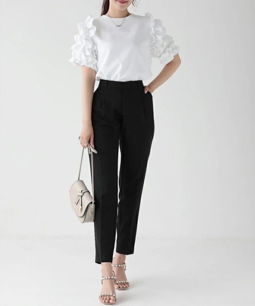 O.S.K（オーエスケー）の「[O.S.K] ショルダーフリルブラウス（シャツ/ブラウス・レディース・ホワイト/ブラック・L/M）」の7枚目の写真