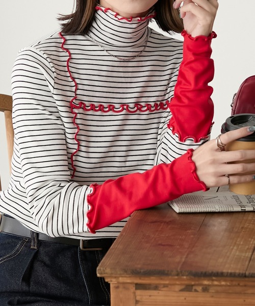 BONLECILL（ボンルシール）の「＜吸湿発熱＞ ハイネック 袖配色メローリブインナー/プルオーバー（Tシャツ/カットソー・レディース・ミント/レッド/ブラック/ホワイト系/オフホワイト/ブルー/チャコールグレー/ブラック系・FREE）」の10枚目の写真