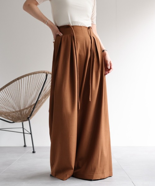 ap retro(アプレトロ)の「ワイドタックパンツ(スラックス・レディース・グレー/カーキ/キャメル/ブラック/ベージュ・MEDIUM/LARGE)」の18枚目の写真