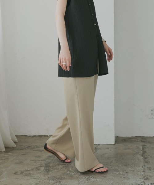 URBAN RESEARCH(アーバンリサーチ)の「『MADE IN JAPAN』ストレッチタックワイドパンツ(その他パンツ・レディース・ブラック/ベージュ・FREE)」の7枚目の写真