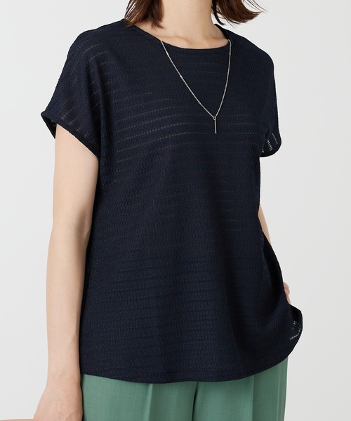BELLUNA PLUS(ベルーナ)の「ネックレス付ジャカード素材プルオーバー(Tシャツ/カットソー・レディース・ネイビー/アイボリー/ワイン・MEDIUM/LARGE/X-LARGE)」の10枚目の写真