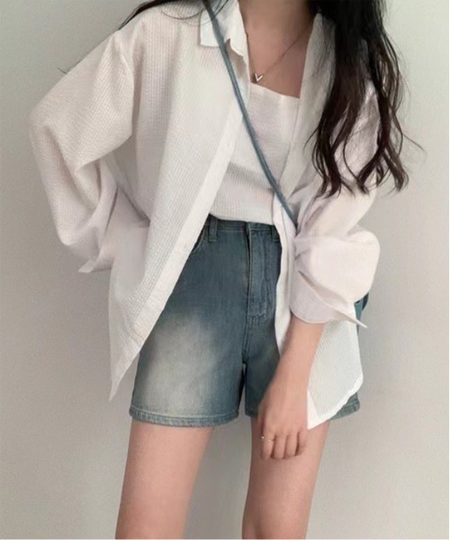 by muni:r（バイ ムニール）の「シアーストライプキャミソール+シャツSET（シャツ/ブラウス・レディース・ホワイト/ブルー・FREE）」の4枚目の写真