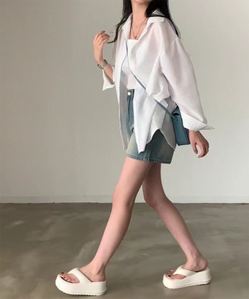 by muni:r（バイ ムニール）の「シアーストライプキャミソール+シャツSET（シャツ/ブラウス・レディース・ホワイト/ブルー・FREE）」の9枚目の写真