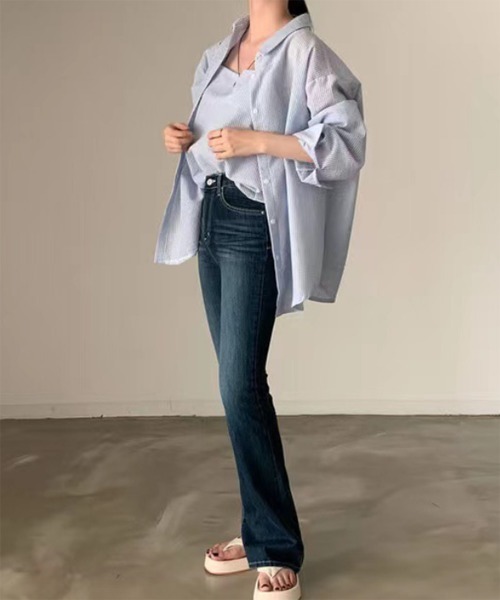 by muni:r（バイ ムニール）の「シアーストライプキャミソール+シャツSET（シャツ/ブラウス・レディース・ホワイト/ブルー・FREE）」の13枚目の写真