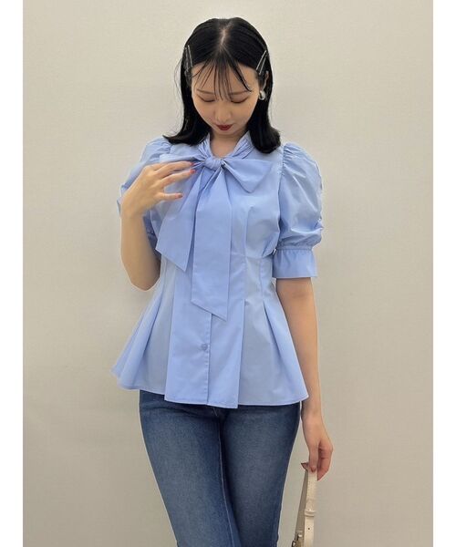 dazzlin（ダズリン）の「ペプラムタックボウタイブラウス（シャツ/ブラウス・レディース・ブラック/ブルー/グレー/オフホワイト・FREE）」の17枚目の写真