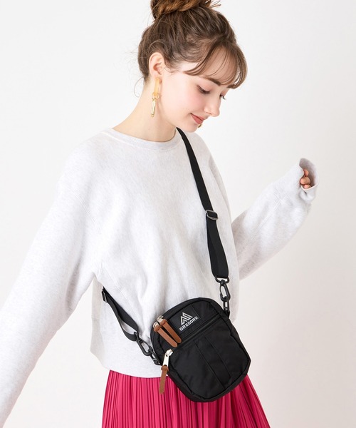 GREGORY（グレゴリー）の「クイックポケットM QUICK POCKET M ウルトラバイオレット（ショルダーバッグ・メンズ・バイオレット・ONE SIZE）」の5枚目の写真