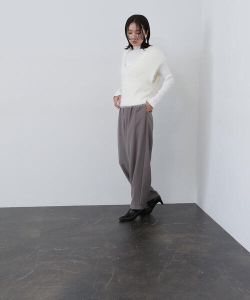 NATURAL BEAUTY BASIC(ナチュラルビューティーベーシック)の「◇リラクシーバレルパンツ(その他パンツ・レディース・グレー系その他/ブラック・MEDIUM/SMALL)」の16枚目の写真