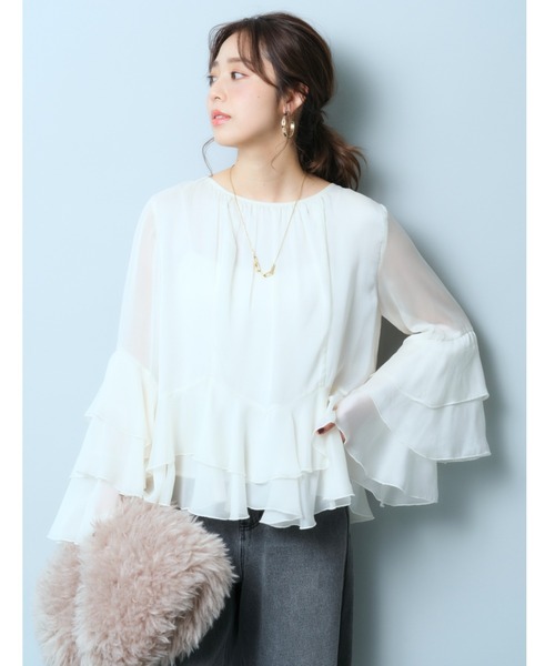 JUSGLITTY(ジャスグリッティー)の「シアーティアードブラウス(シャツ/ブラウス・レディース・ミント/ブラック/オフホワイト・2/1)」の6枚目の写真