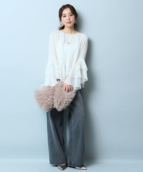 JUSGLITTY(ジャスグリッティー)の「シアーティアードブラウス(シャツ/ブラウス・レディース・ミント/ブラック/オフホワイト・2/1)」の9枚目の写真